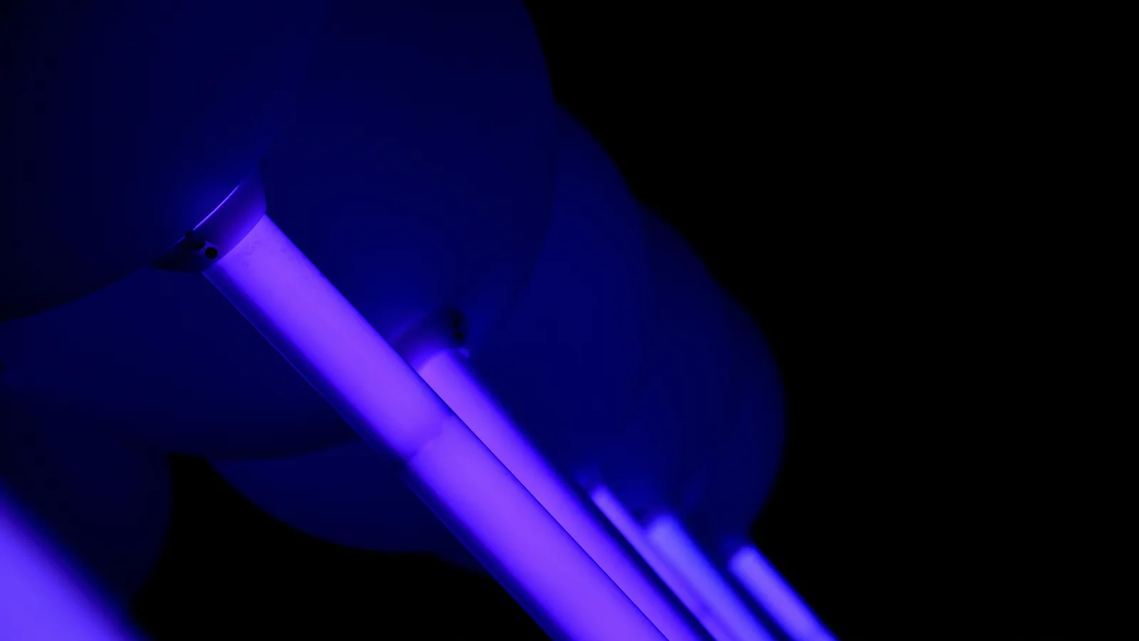 Tubes UV utilisés dans les réacteurs photocatalytiques